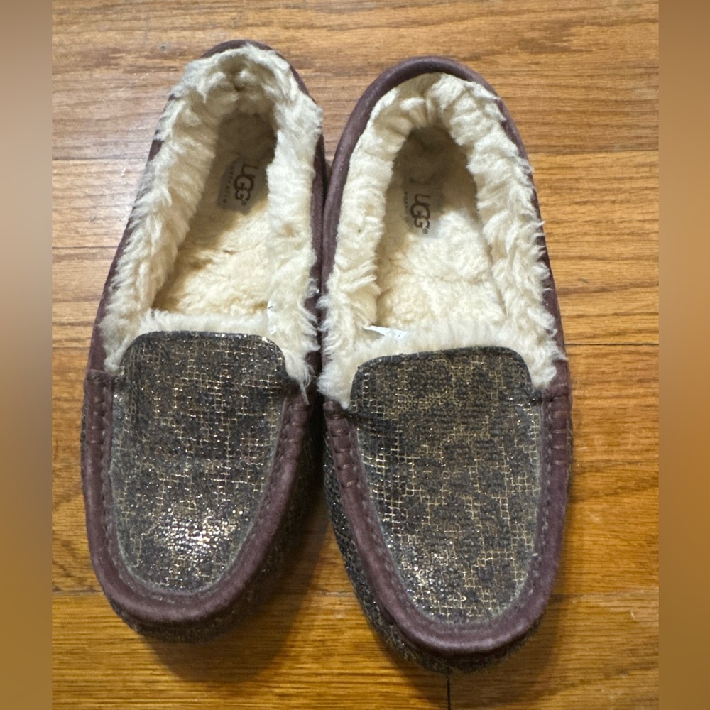 UGG Australia Ansley Slippers Glitter Moccasins Size 8 Bronze Brown Gold 1006817